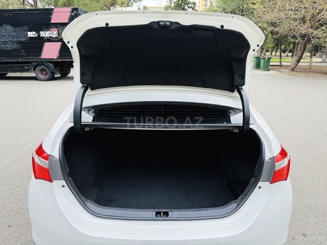 Toyota Corolla 2014, 198,000 km - 1.6 l - Bakı