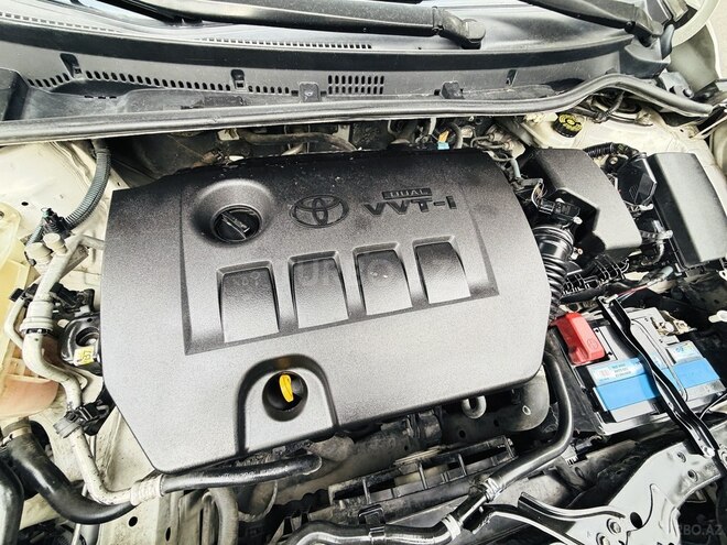 Toyota Corolla 2014, 198,000 km - 1.6 l - Bakı