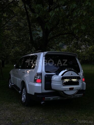 Mitsubishi Pajero 2008, 174,200 km - 3.0 l - Bakı