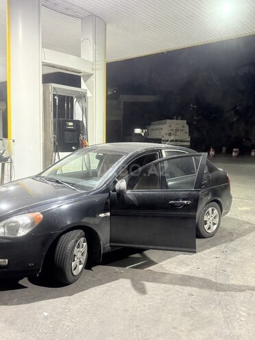 Hyundai Accent 2006, 350,000 km - 1.4 l - Bakı