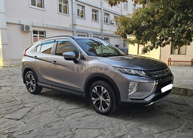 Mitsubishi Eclipse Cross 2018, 168,000 km - 2.0 л - Naxçıvan