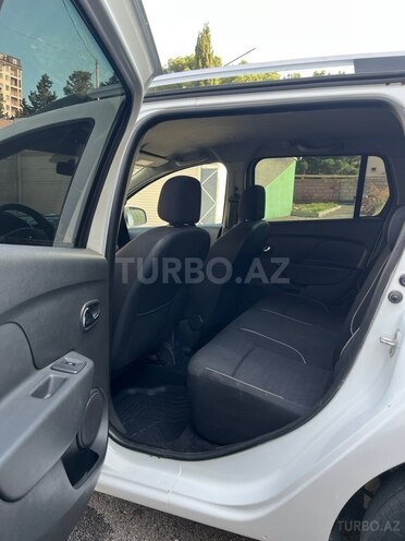 Renault Logan 2015, 224,580 km - 1.6 l - Bakı