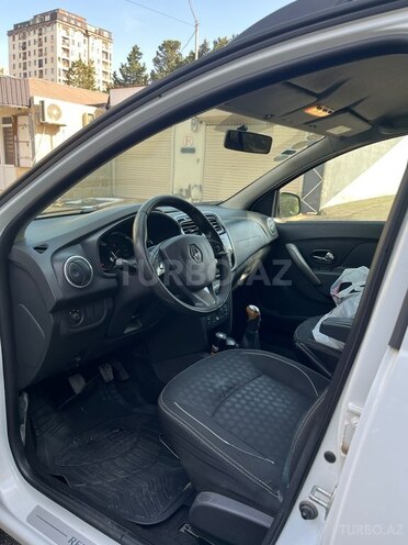 Renault Logan 2015, 224,580 km - 1.6 l - Bakı