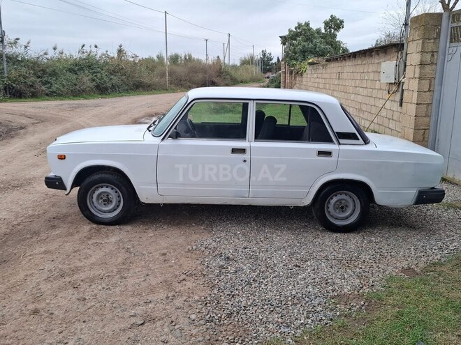 LADA (VAZ) 2107 2005, 318,261 km - 1.6 л - Saatlı