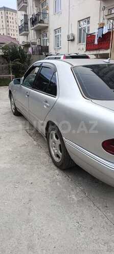 Mercedes E 290 1999, 300,500 km - 2.9 л - Bakı
