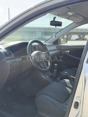 Toyota Corolla 2005, 240,000 km - 1.4 l - Bakı