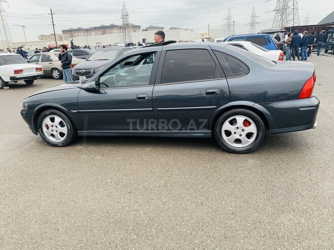 Opel Vectra 1996, 390,000 km - 1.8 l - Bakı