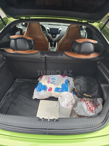 Hyundai Veloster 2011, 200,000 km - 1.6 l - Zaqatala