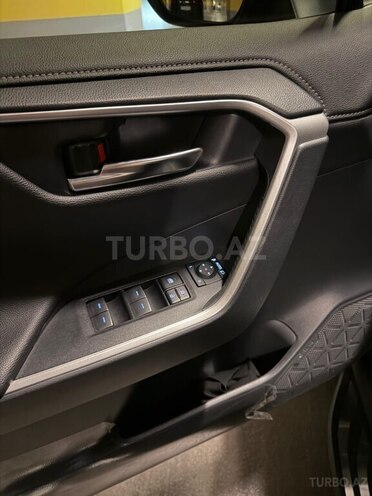 Toyota RAV4 2023, 29,000 km - 2.5 l - Bakı