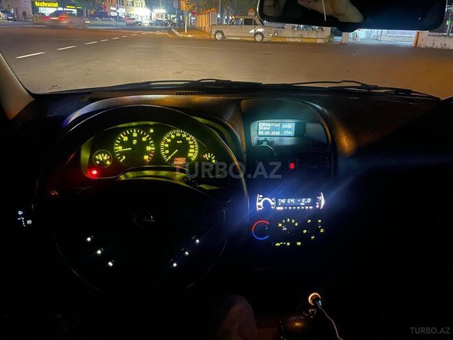 Opel Astra 2004, 366,700 km - 2.0 l - Zaqatala