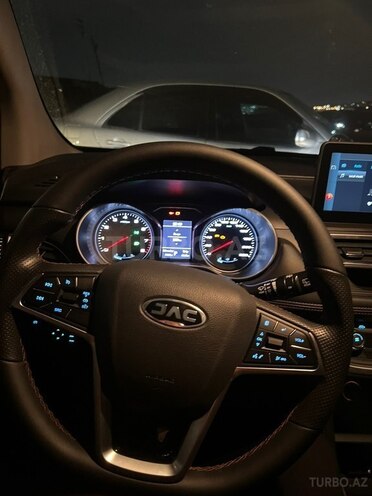 JAC  2025, 7,605 km - 1.6 l - Bakı
