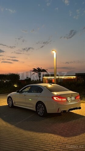 BMW 530e