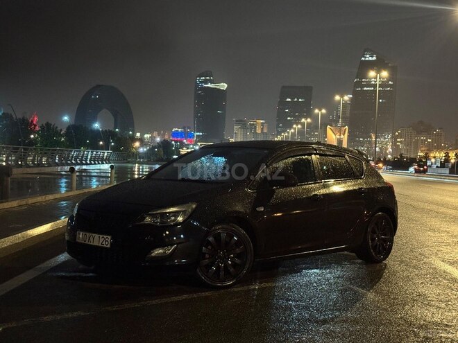 Opel Astra 2011, 300,000 km - 1.3 l - Bakı