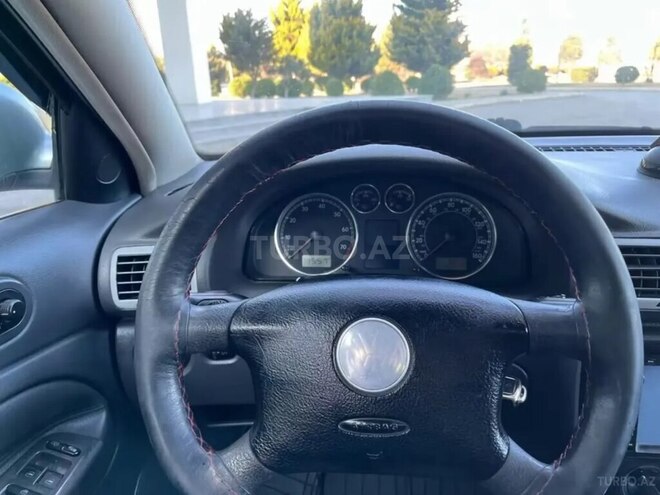 Volkswagen Passat 2003, 396,400 km - 1.8 л - Xaçmaz