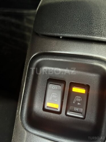 Nissan Juke 2015, 270,370 km - 1.6 l - Bakı