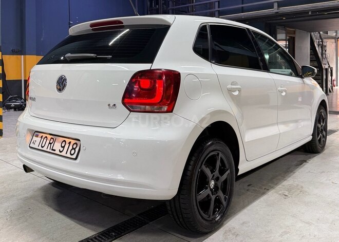 Volkswagen Polo 2010, 112,000 km - 1.4 l - Bakı
