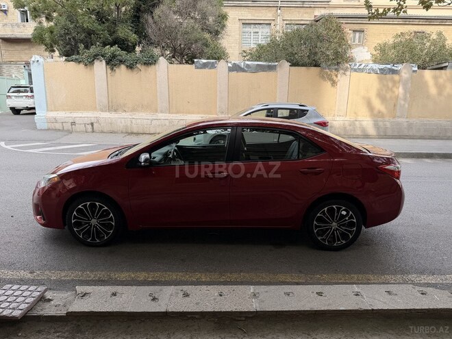 Toyota Corolla 2015, 143,919 km - 1.8 л - Bakı