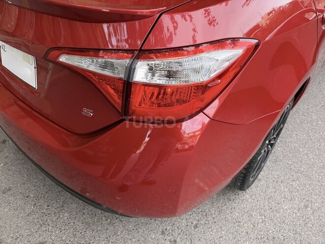 Toyota Corolla 2015, 143,919 km - 1.8 л - Bakı