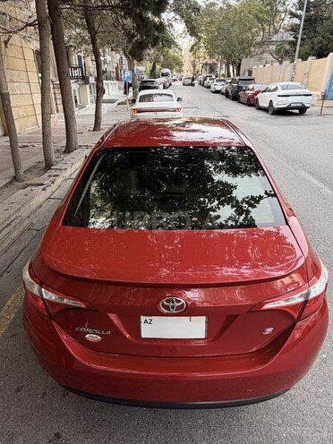 Toyota Corolla 2015, 143,919 km - 1.8 л - Bakı
