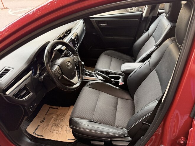 Toyota Corolla 2015, 143,919 km - 1.8 л - Bakı
