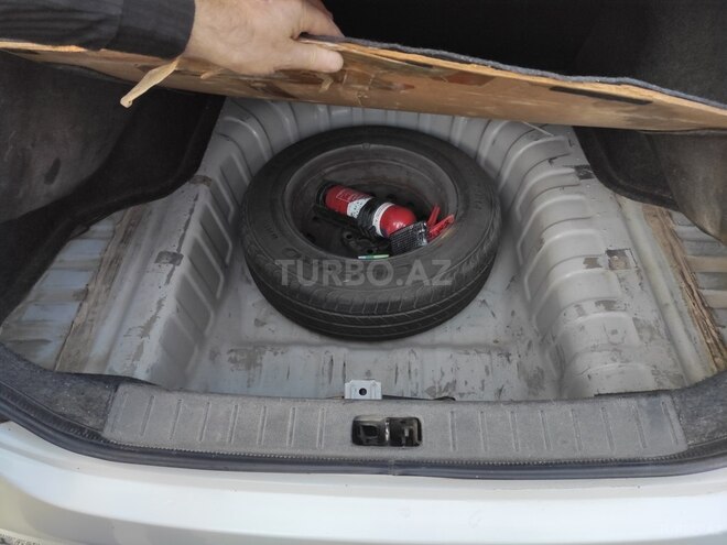 Nissan Sunny 2014, 177,000 km - 1.5 l - Bakı