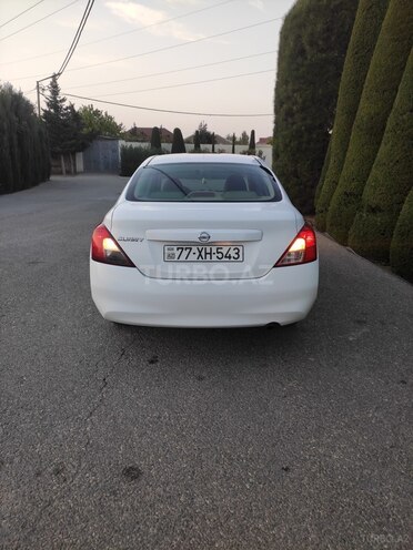 Nissan Sunny 2014, 177,000 km - 1.5 l - Bakı