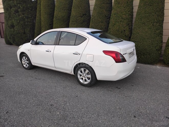 Nissan Sunny 2014, 177,000 km - 1.5 l - Bakı