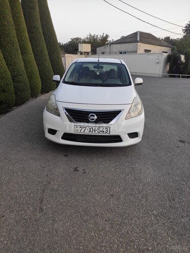 Nissan Sunny 2014, 177,000 km - 1.5 l - Bakı
