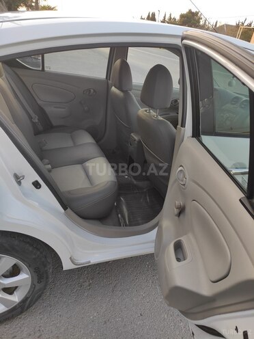 Nissan Sunny 2014, 177,000 km - 1.5 l - Bakı