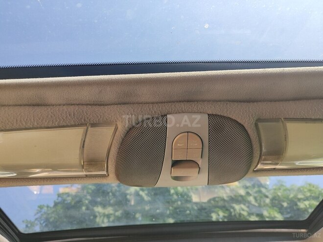 Mercedes E 240 2002, 300,000 km - 2.6 l - Bərdə