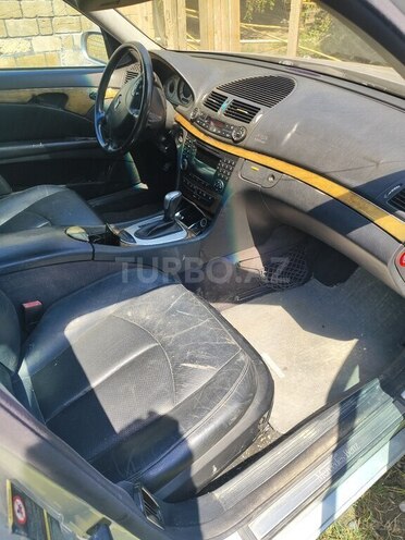 Mercedes E 240 2002, 300,000 km - 2.6 l - Bərdə