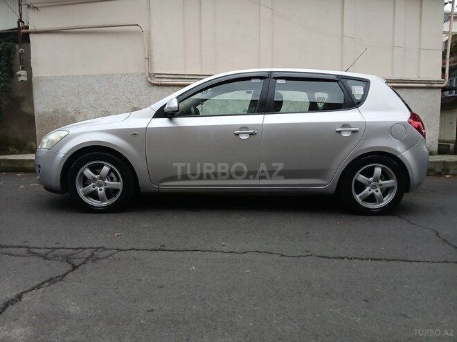 Kia Ceed 2007, 236,000 km - 1.6 l - Zaqatala