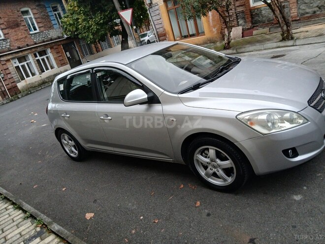 Kia Ceed 2007, 236,000 km - 1.6 l - Zaqatala