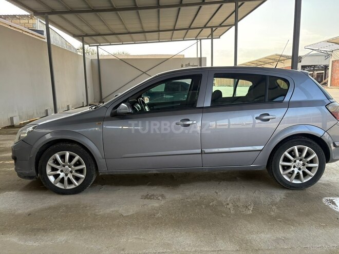 Opel Astra 2006, 280,000 km - 1.3 l - Bakı