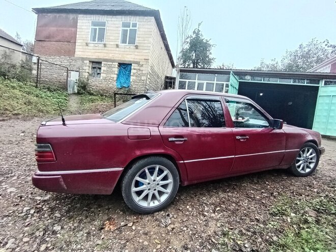 Mercedes E 200 1993, 600,000 km - 2.0 л - Gədəbəy