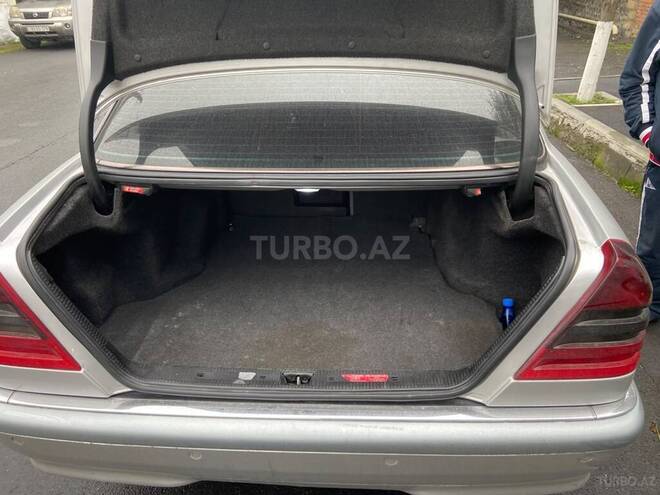 Mercedes C 240 1999, 360,000 km - 2.4 л - Zaqatala