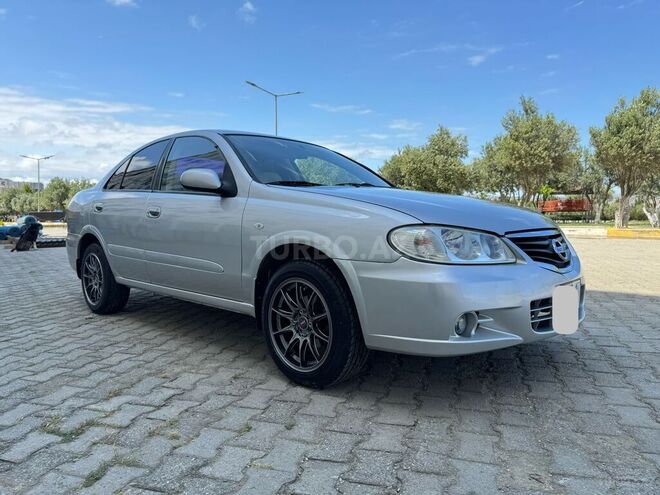 Nissan Sunny 2010, 267,200 km - 1.3 l - Bakı