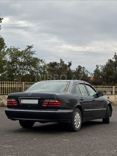 Mercedes E 280 1999, 340,000 km - 2.8 l - Bakı