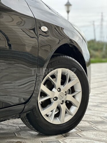 Nissan Sunny 2018, 223,048 km - 1.5 l - Saatlı