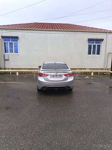Hyundai Elantra 2011, 218,871 km - 1.8 l - Bakı