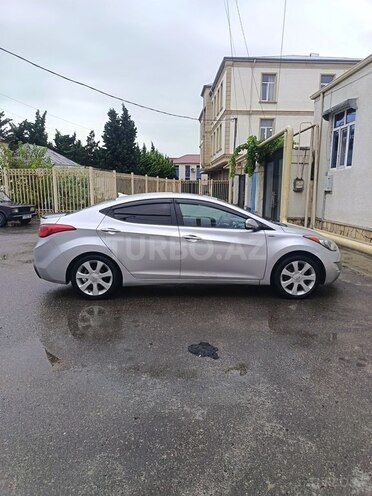 Hyundai Elantra 2011, 218,871 km - 1.8 l - Bakı