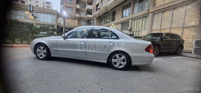 Mercedes E 240 2002, 333,674 km - 2.6 l - Bakı