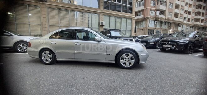 Mercedes E 240 2002, 333,674 km - 2.6 l - Bakı