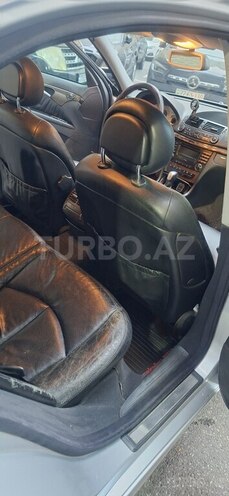Mercedes E 240 2002, 333,674 km - 2.6 l - Bakı
