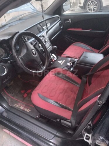 Mitsubishi Airtrek 2004, 317,433 km - 2.0 l - Bakı