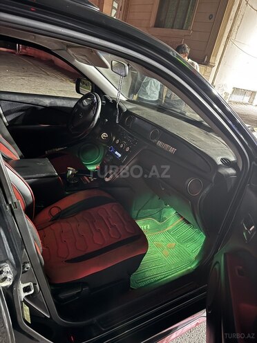 Mitsubishi Airtrek 2004, 317,433 km - 2.0 l - Bakı