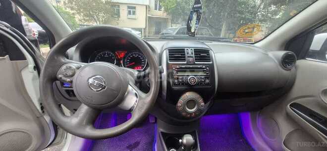 Nissan Sunny 2013, 258,600 km - 1.5 l - Bakı