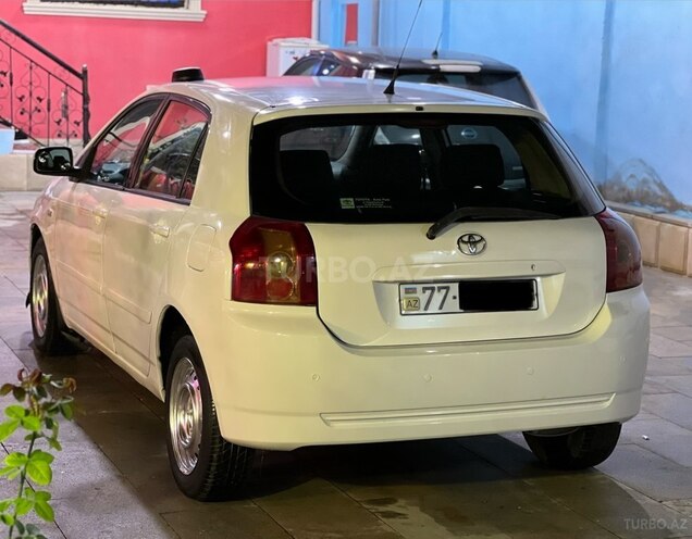 Toyota Corolla 2005, 284,154 km - 1.4 l - Şirvan