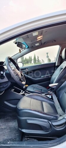 Kia Forte 2015, 241,402 km - 1.8 l - Saatlı