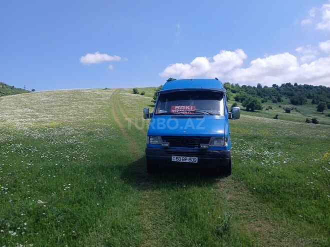 Mercedes Sprinter 208 1996, 650,000 km - 2.3 л - Tovuz